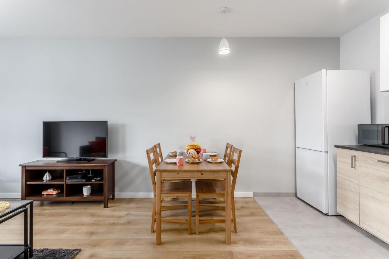 Chill Apartments Marywilska Warsaw Exterior photo