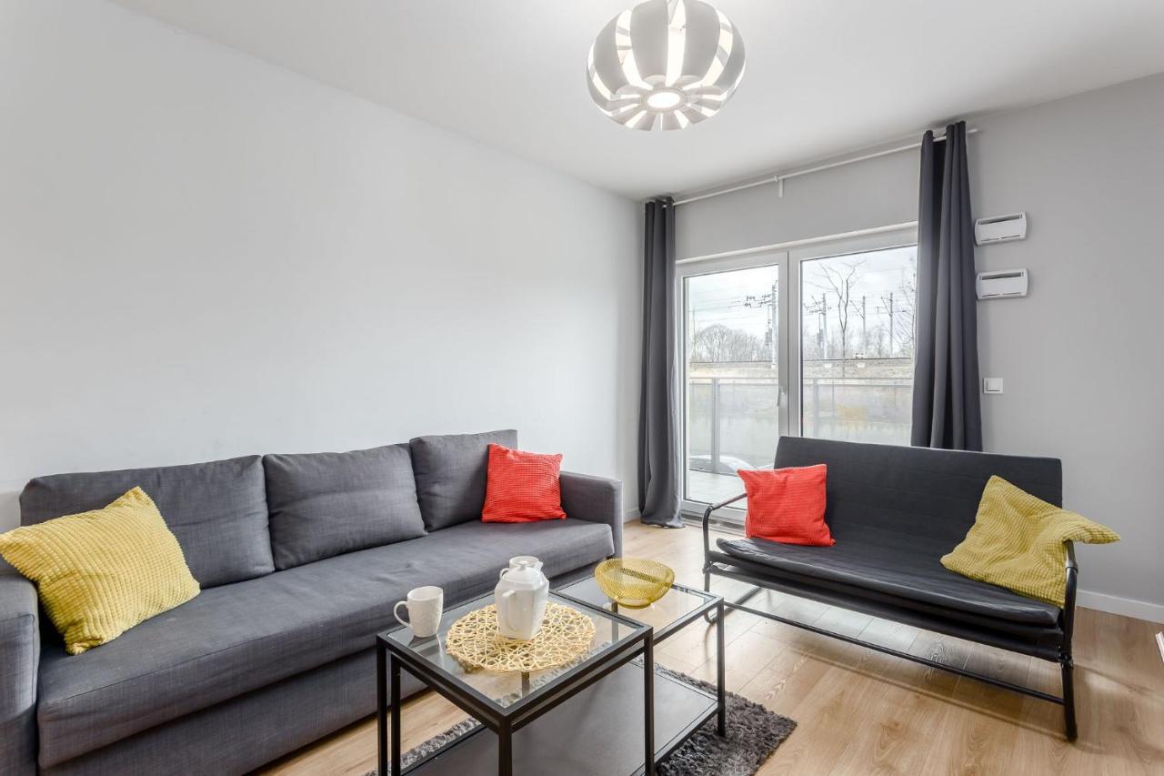 Chill Apartments Marywilska Warsaw Exterior photo