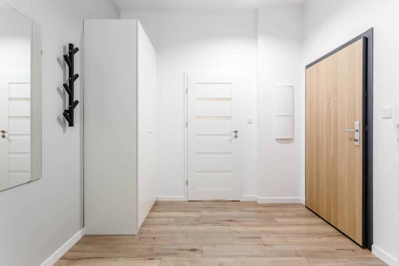 Chill Apartments Marywilska Warsaw Exterior photo